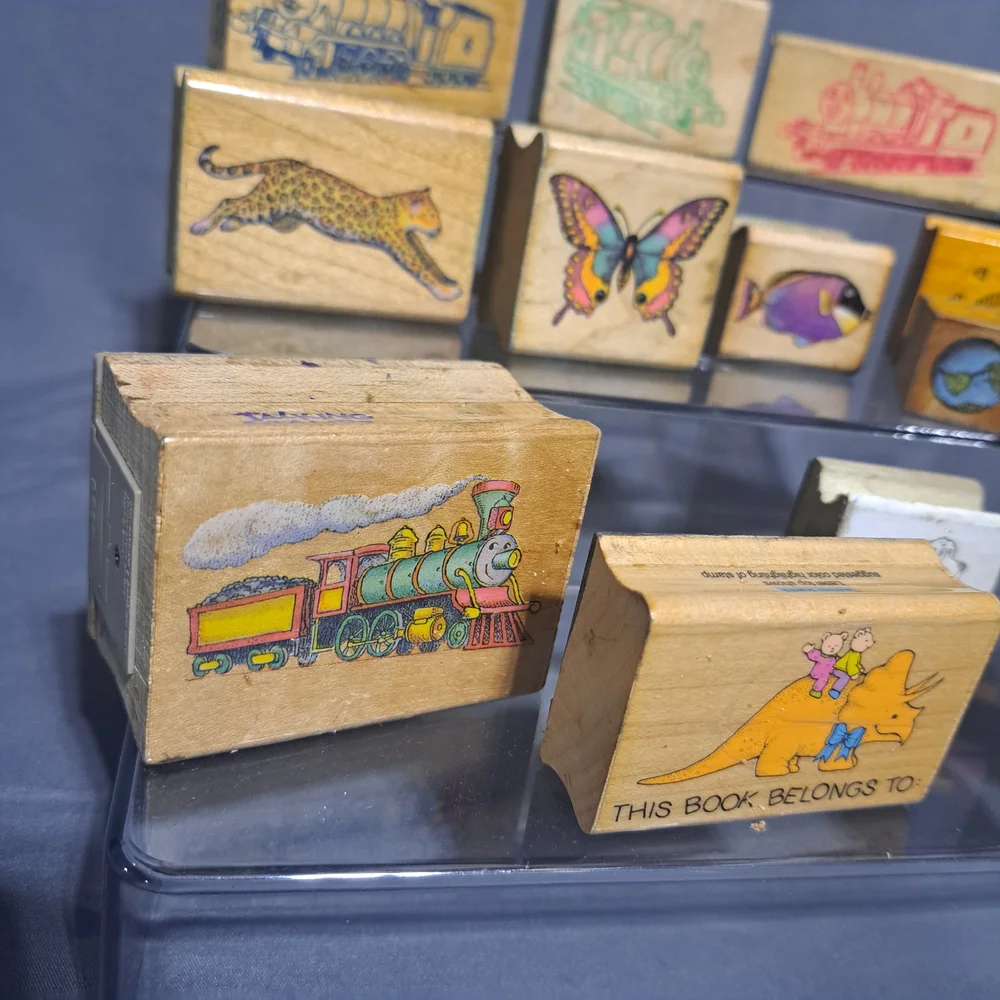VTG Lot Of 14 Wooden Rubber Stamps Thomas Train Wildlife‎ Animals Kids Clifford